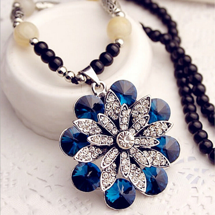 X404'' European and American Retro Style Velvet Round Square Geometric Pattern Contrasting Short Necklace Sweater Chain