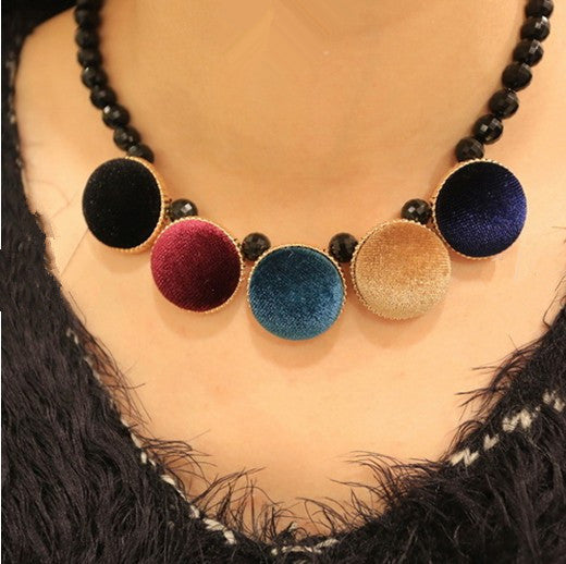 X404'' European and American Retro Style Velvet Round Square Geometric Pattern Contrasting Short Necklace Sweater Chain