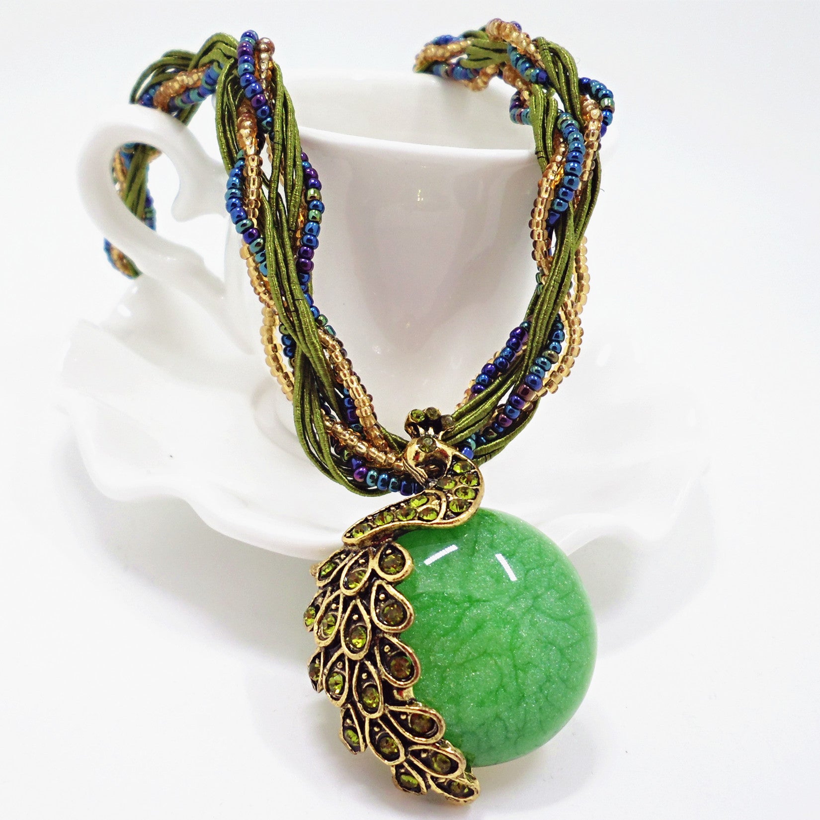 European and American ethnic style imitation beeswax colored shell long sweater chain autumn and winter retro water drop necklace jewelry wholesale