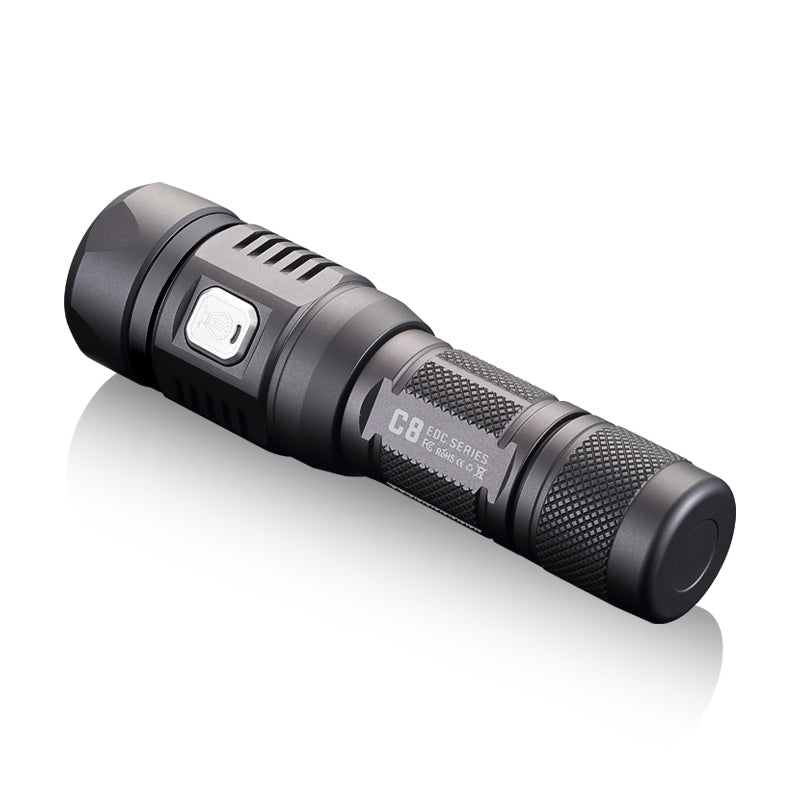Jetbeam C8 Pro Torcia Outdoor EDC 1200 Lumen Con Corpo In Unico Blocco CNC
