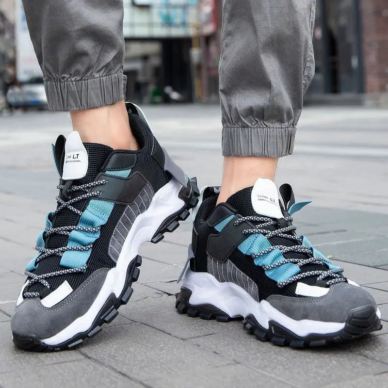 Sneakers Bianche Suola Spessa – Casual Fashion Uomo e Donna 2026