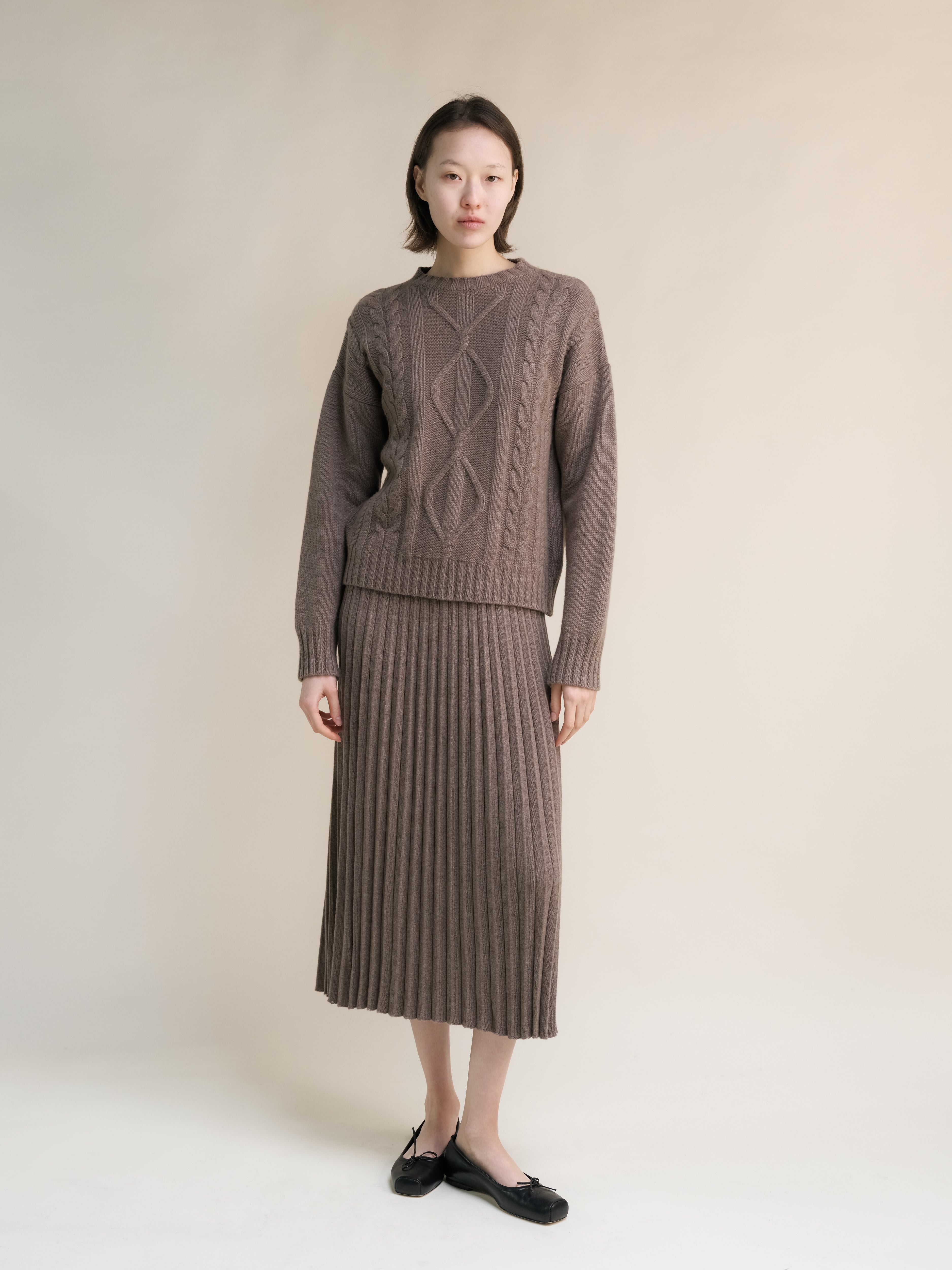 Maglione A Treccia In Mix Lana Cashmere Girocollo Con Maniche Lunghe