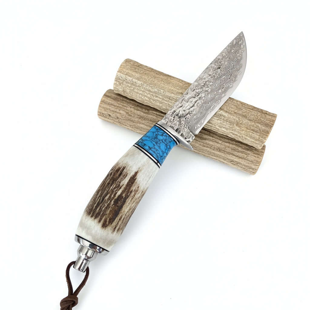 Coltello Da Esterno In Acciaio Damasco Manico In Corno Di Cervo E Turchese