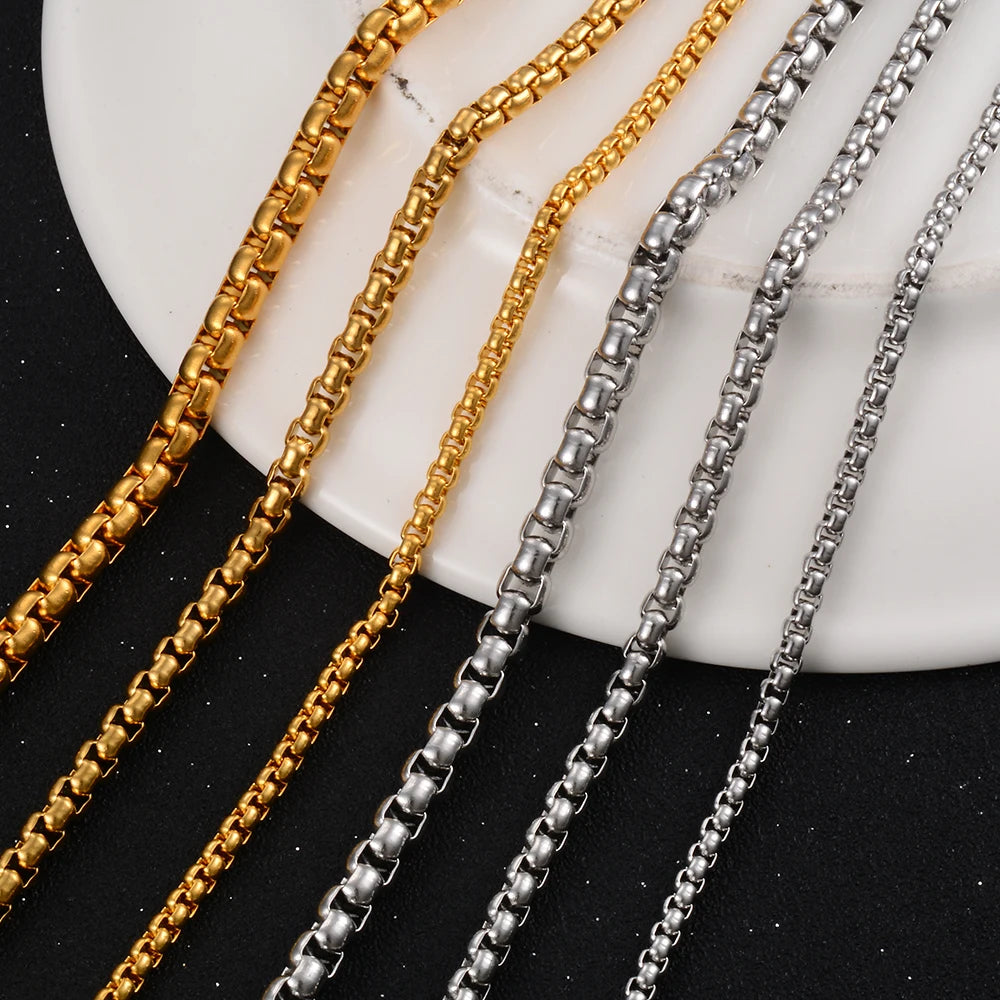 Collana da donna color oro stile punk in acciaio inossidabile I gioielli di moda di alta qualità possono essere personalizzati all'ingrosso