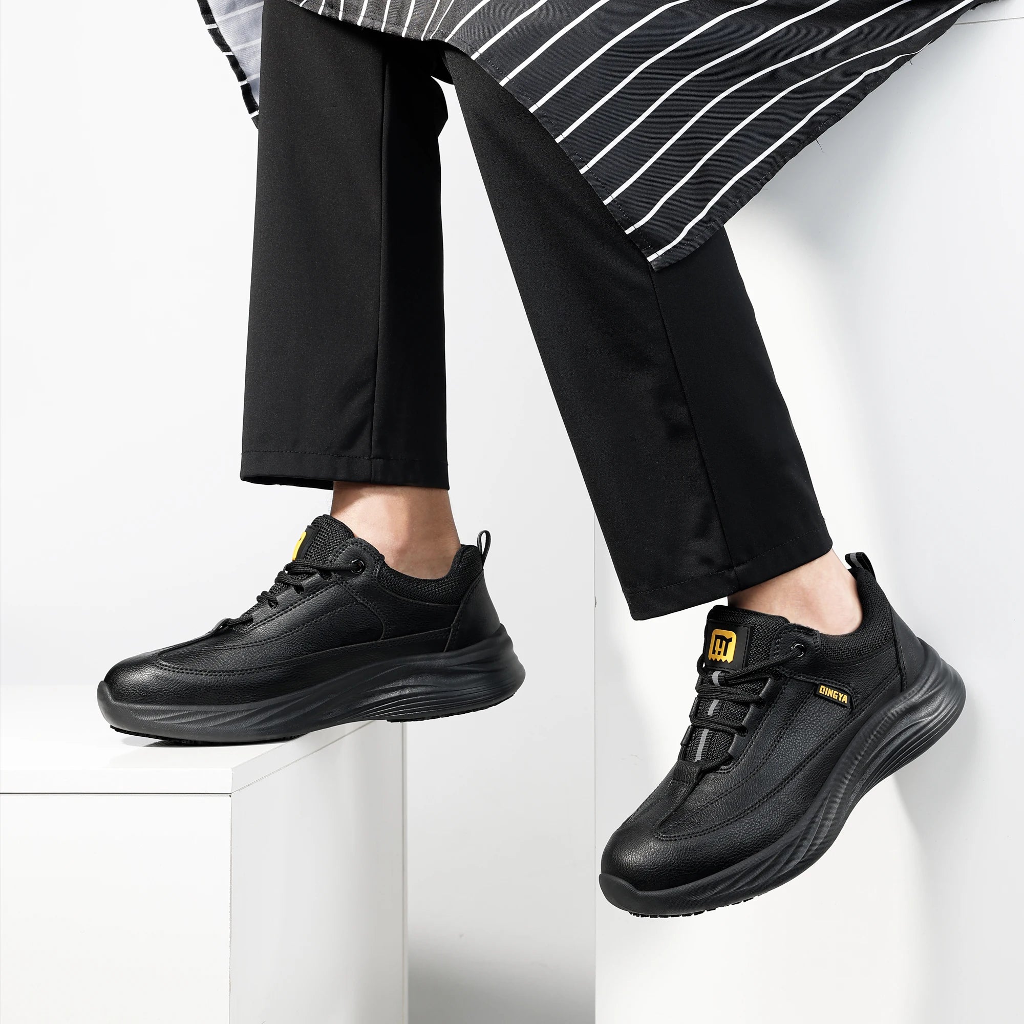 GUYISA Breathable Chef Shoes Mesh Knit Upper Kitchen Work Sneakers Men Women