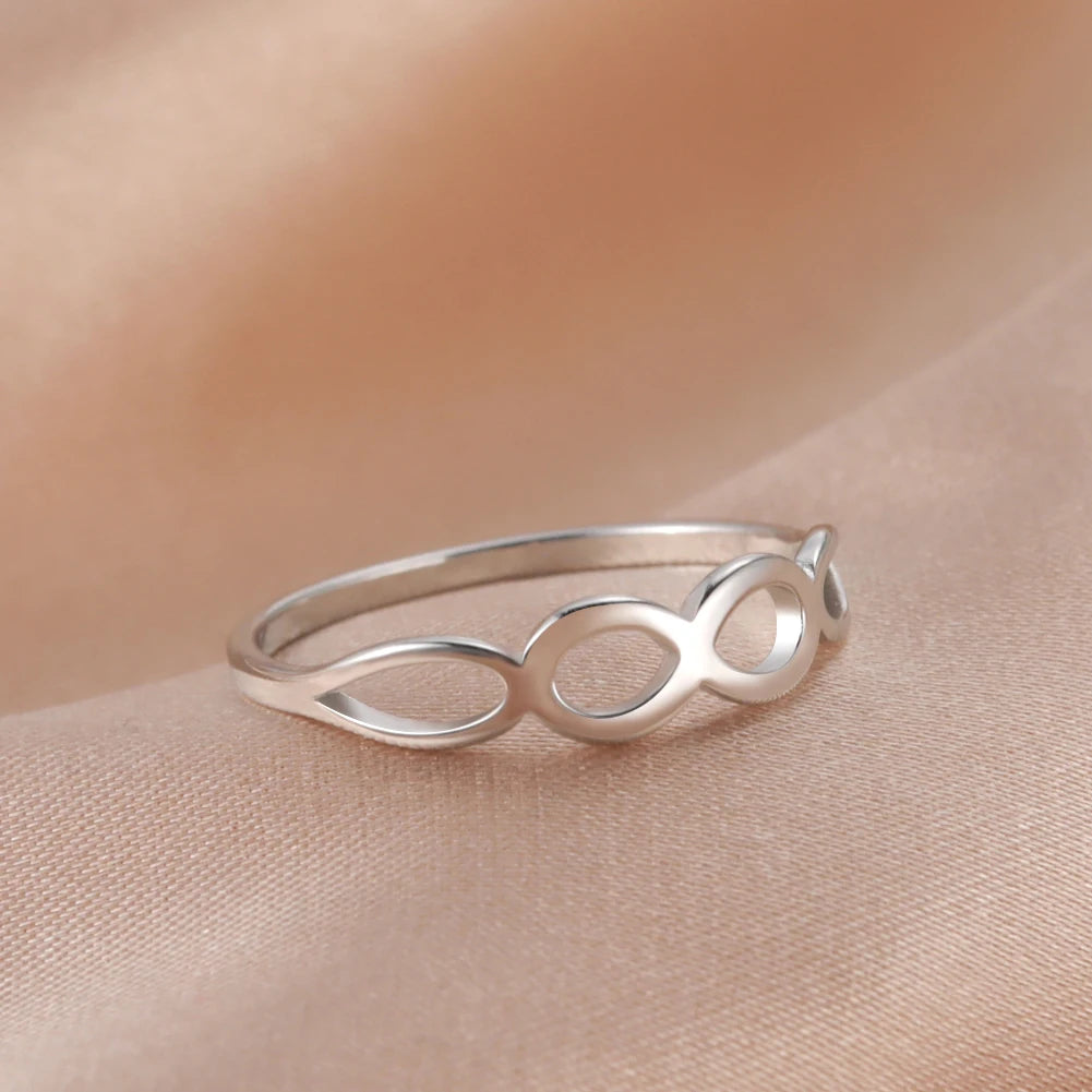 Skyrim Anello da donna in acciaio inossidabile Semplice cuore Farfalla Fasi lunari Anelli da dito geometrici Regalo di nozze per l'amante Commercio all'ingrosso