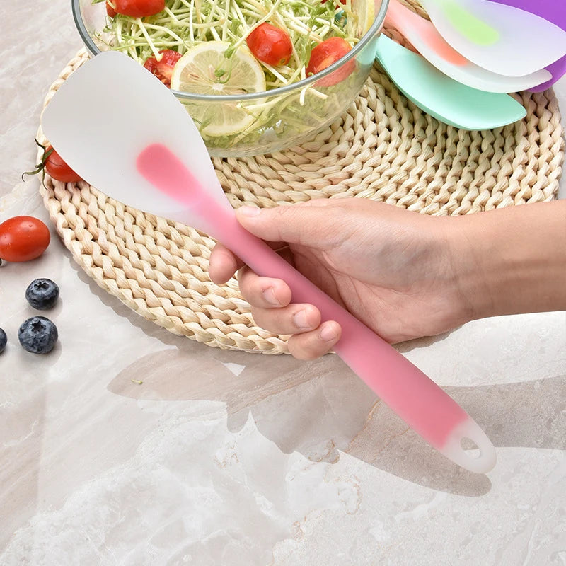 Cucchiaio in silicone per uso alimentare Spatola Cucchiaio da cucina resistente al calore Flessibile antiaderente Raschietto da forno Agitazione Scooping Miscelazione di insalate
