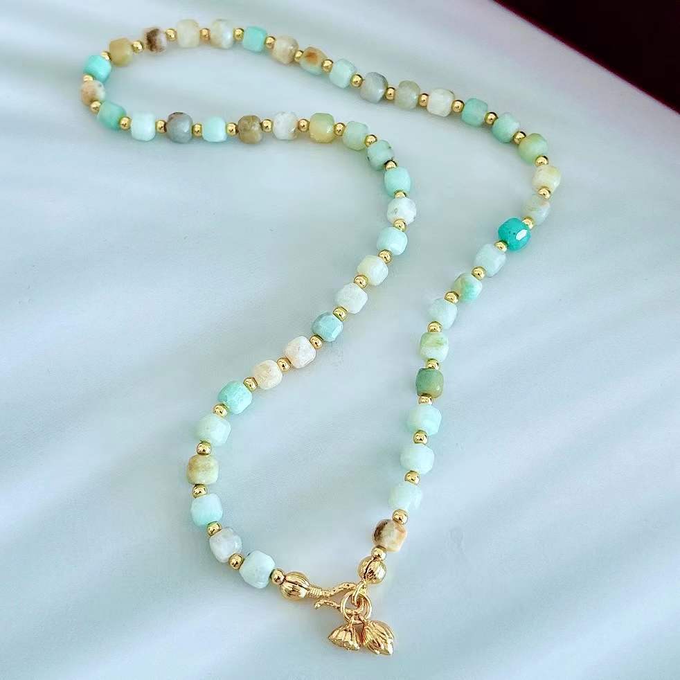 European and American Color Natural Stone Necklace Handmade Beaded Light Luxury Niche Qingdao Foreign Trade Advanced Accessories Clavicle Chain