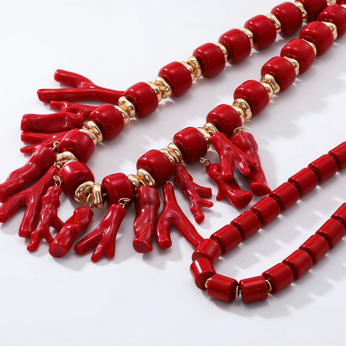 ZA European and American personality exaggerated acrylic irregular branch branch multi-layer necklace summer beach wind cross-border supply