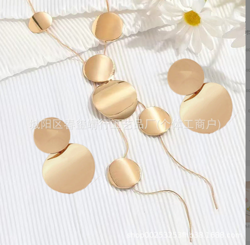 European and American Cross-border All-match Women's Long Necklace Trendy Temperament Jewelry Round Pieces Hollow Geometric Chain Necklace