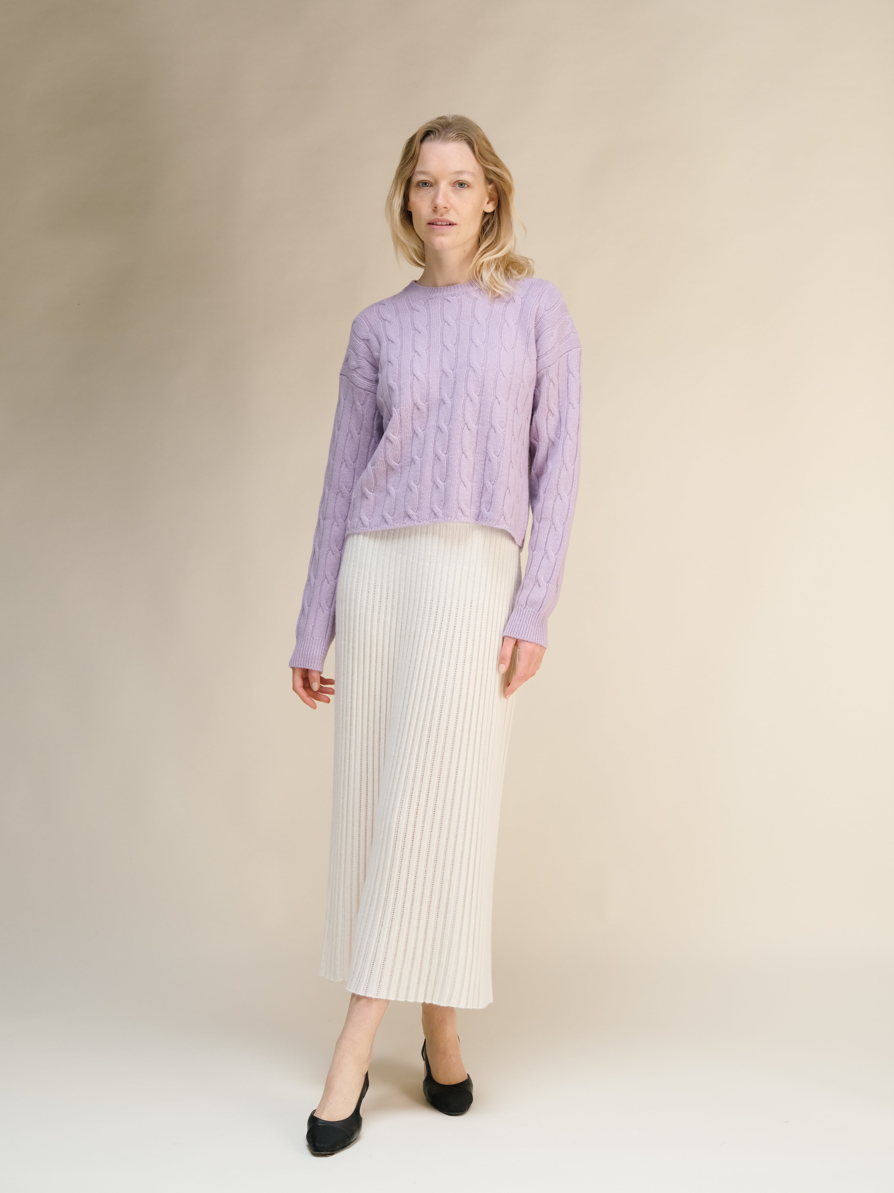 Maglia A Treccia Cashmere Mix Girocollo Taglio Corto