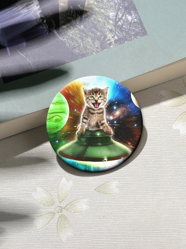 Simpatico e divertente arcobaleno gatto alieno spille con bottoni zaino abbigliamento decorazione spilla cartone animato fantascienza distintivo gioielli regali per bambini