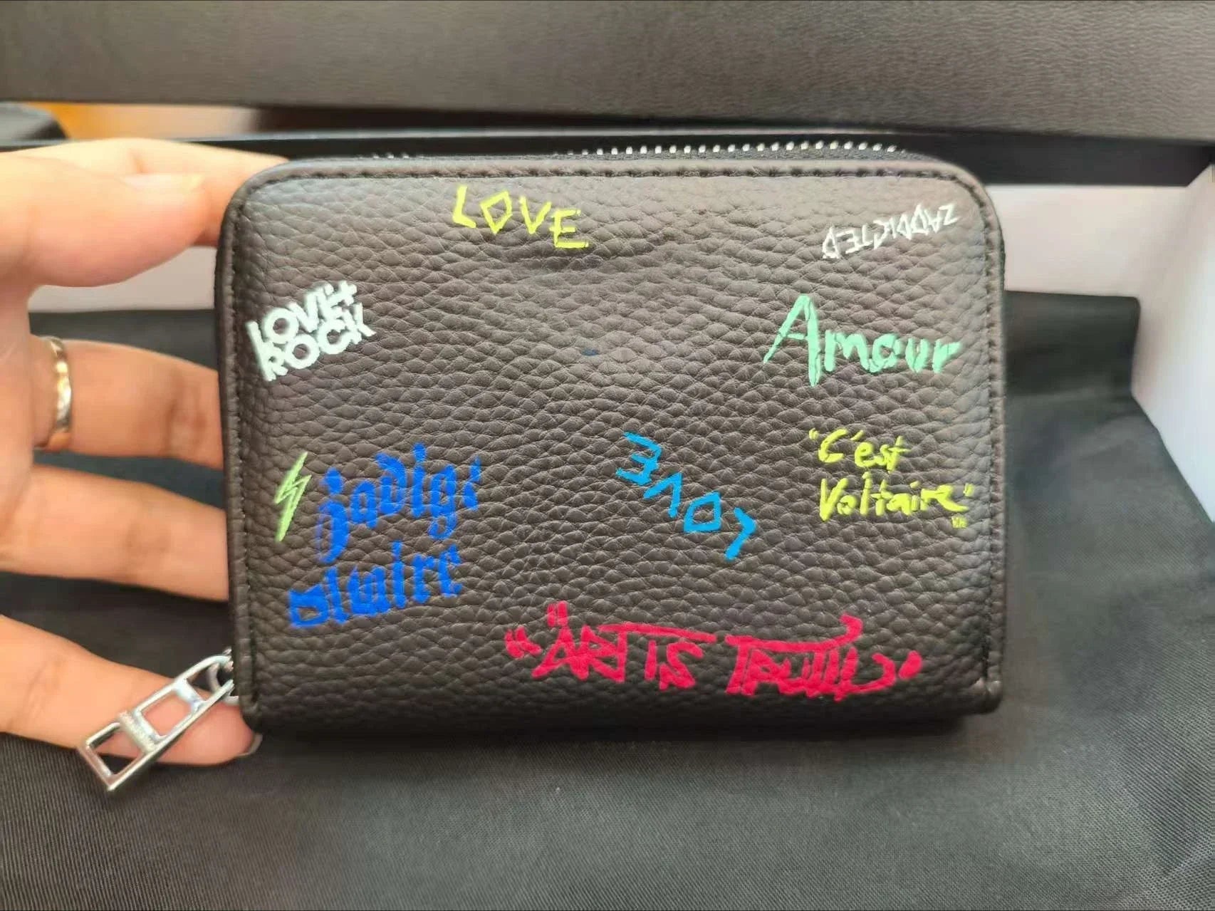 Black Wings, Borsa da donna Hot Diamond, Borsa con catena in metallo, Portafoglio porta carte, Denim.