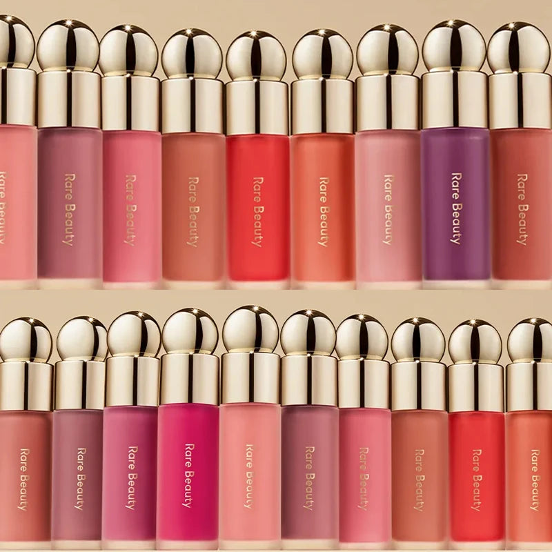 Set di blush Rare Beauty: Blush liquido effetto purè di patate, Blush in polvere che esalta il colore della pelle, con texture fine, facile da applicare e sfumare.