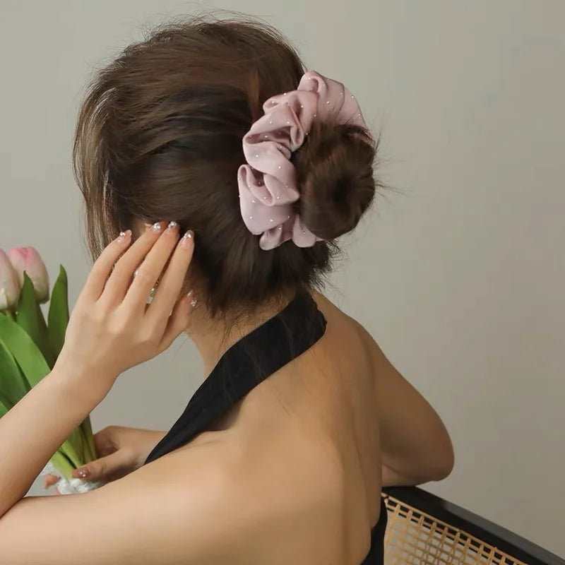 2023 Moda donna Scrunchie in seta con strass Fascia elastica per capelli in raso Ragazze Grande cravatta per capelli Balck Croccante per accessori per capelli