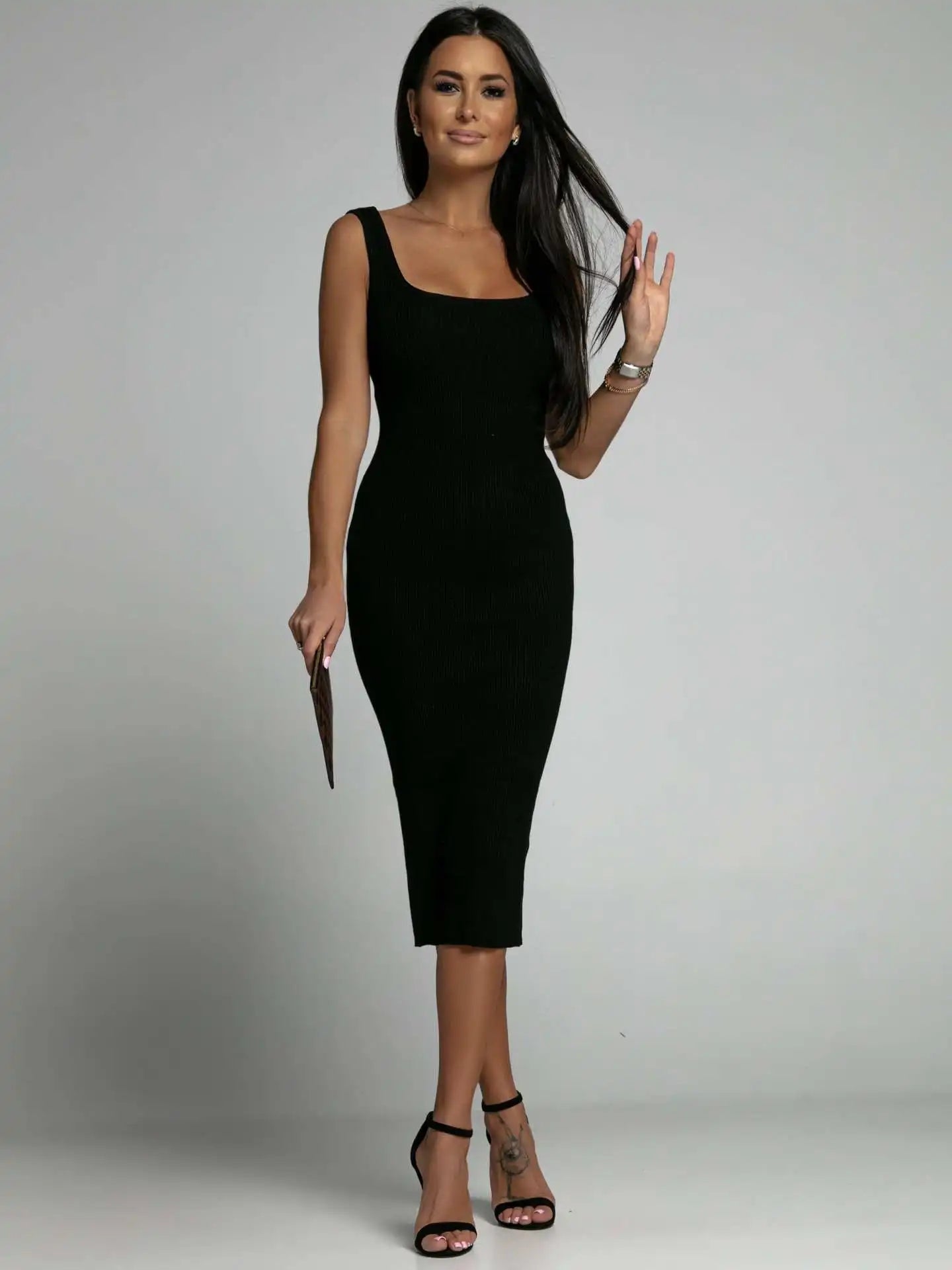 2024 Abito da donna sexy estivo Abiti con fasciatura a costine bianchi Abiti lunghi Abbigliamento femminile Moda alla moda Elegante donna magra