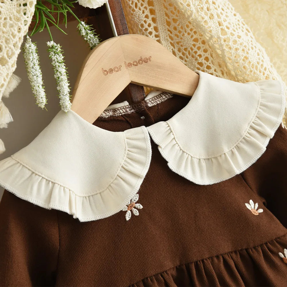 Bear Leader 2025 Nuovo simpatico abbigliamento per bambini 0-3 anni Abito per bambini Autunno Colletto a maniche lunghe Abiti per ragazze di fiori ricamati