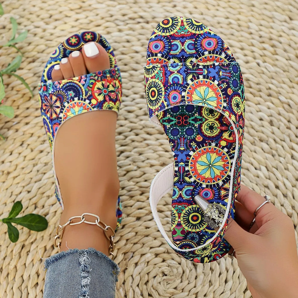 Pantofole da donna Sandali con motivo floreale bohémien Scarpe casual leggere Infradito Pantofole di grandi dimensioni alla moda Scivoli da casa da donna