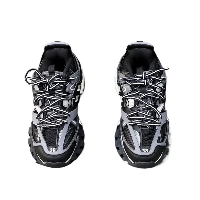 Scarpe Casual da Uomo in Pelle di Vitello di Alta Qualità, Design di Lusso con Borchie, Versatili e alla Moda, con Lacci e Suola Piatta