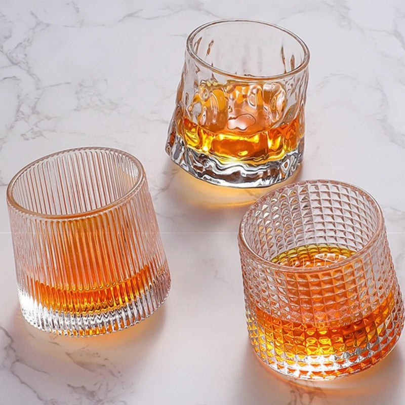 Bicchiere da whisky creativo girevole, bicchiere da birra per la casa, bicchiere da vino a strisce personalizzato anti-ribaltamento, bicchieri da whisky