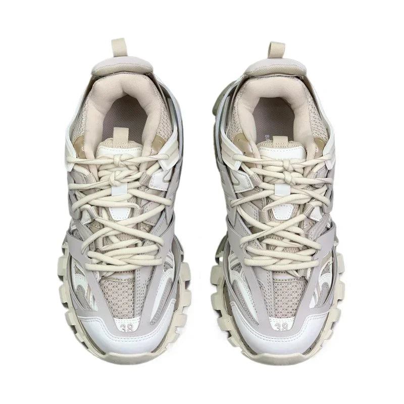 Scarpe Casual da Uomo in Pelle di Vitello di Alta Qualità, Design di Lusso con Borchie, Versatili e alla Moda, con Lacci e Suola Piatta
