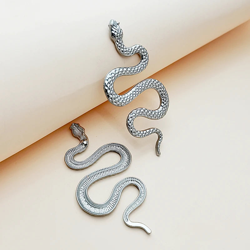 Orecchini a forma di serpente di Halloween sexy ed esagerati d'avanguardia per le donne Gioielli rock per ragazza di tendenza personalizzata gotica di moda