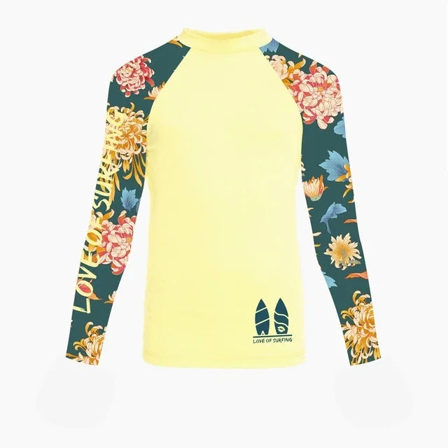 Camicia da surf da donna nuova T-shirt da surf da donna Love Protezione solare da spiaggia Rashguard Protezione UV Costumi da bagno UPF Diving Sportsuit