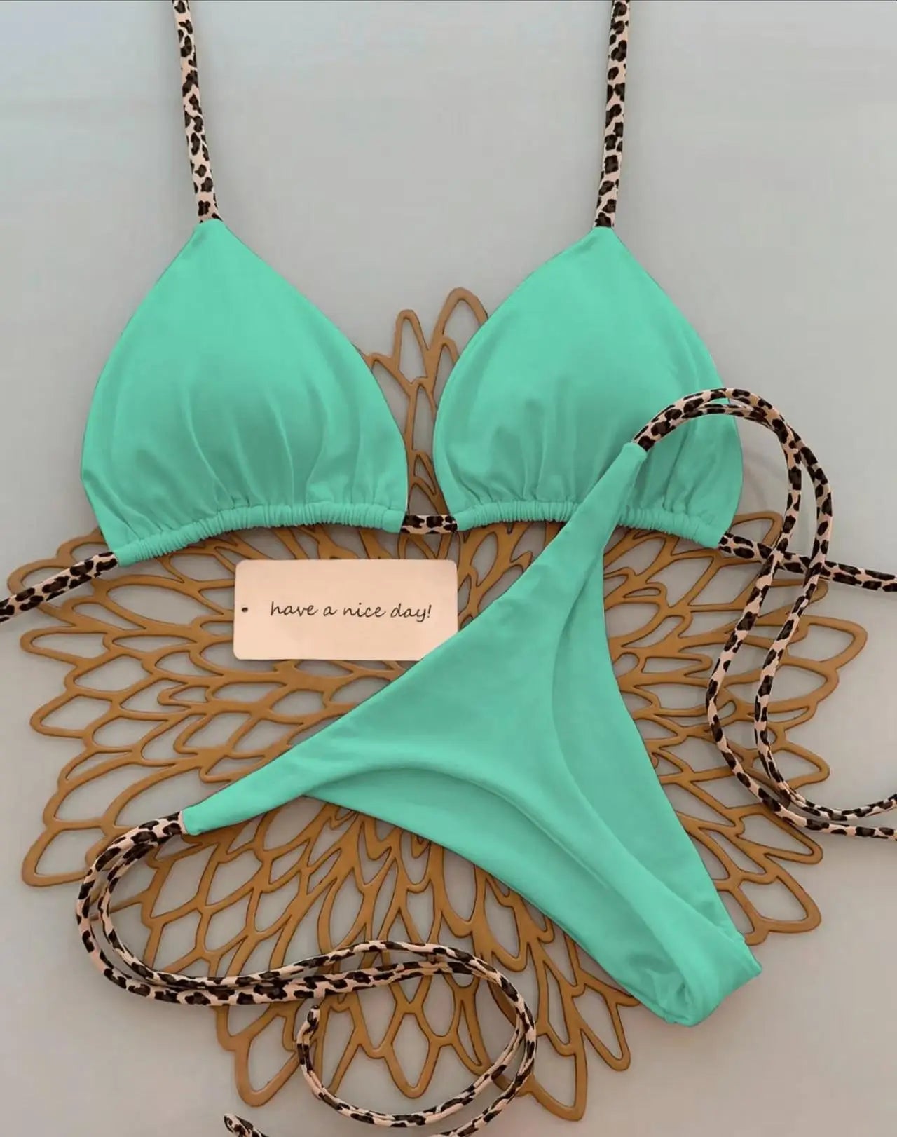 Bikini Donna 2026 Costume da Bagno Vacanza al Mare Stampa Leopardata Sexy Set Bikini Beachwear Costume da Bagno Perizoma Biquini