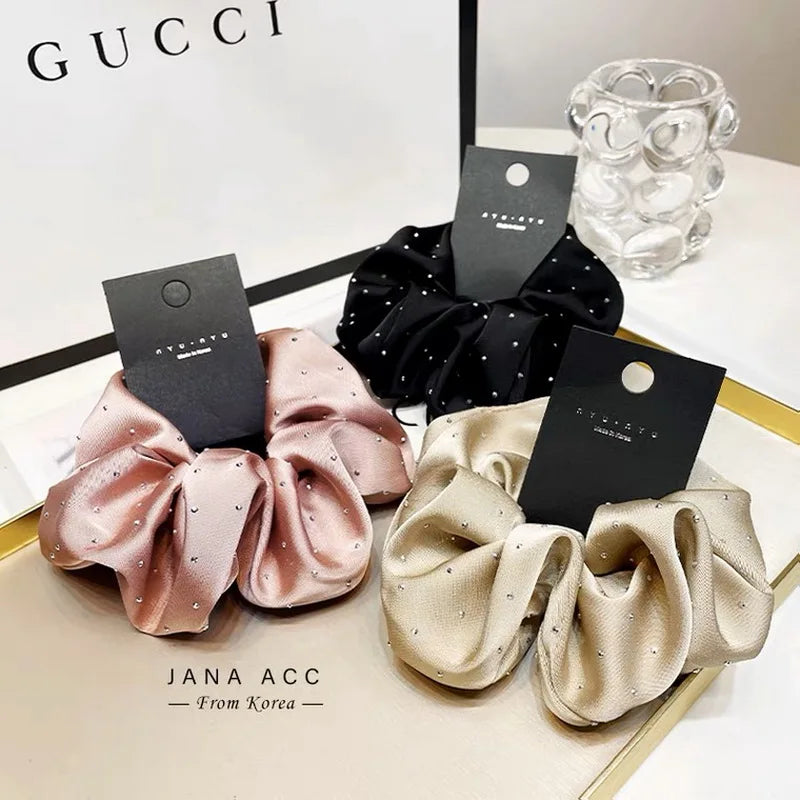 2023 Moda donna Scrunchie in seta con strass Fascia elastica per capelli in raso Ragazze Grande cravatta per capelli Balck Croccante per accessori per capelli