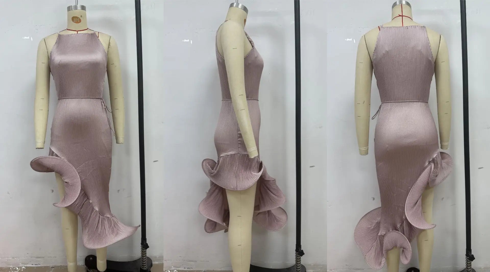 Elegante Abito Lungo Giallo Halter da Donna Senza Maniche con Balze Irregolari e Spacco Alto, Vestito Aderente Romantico per Ospiti di Matrimoni e Feste 2026