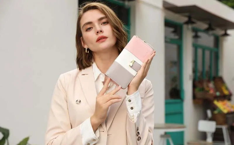 Pomelo Il miglior portafoglio da donna in tinta unita: cinturino da polso con pochette multi-carta in vera pelle con blocco RFID
