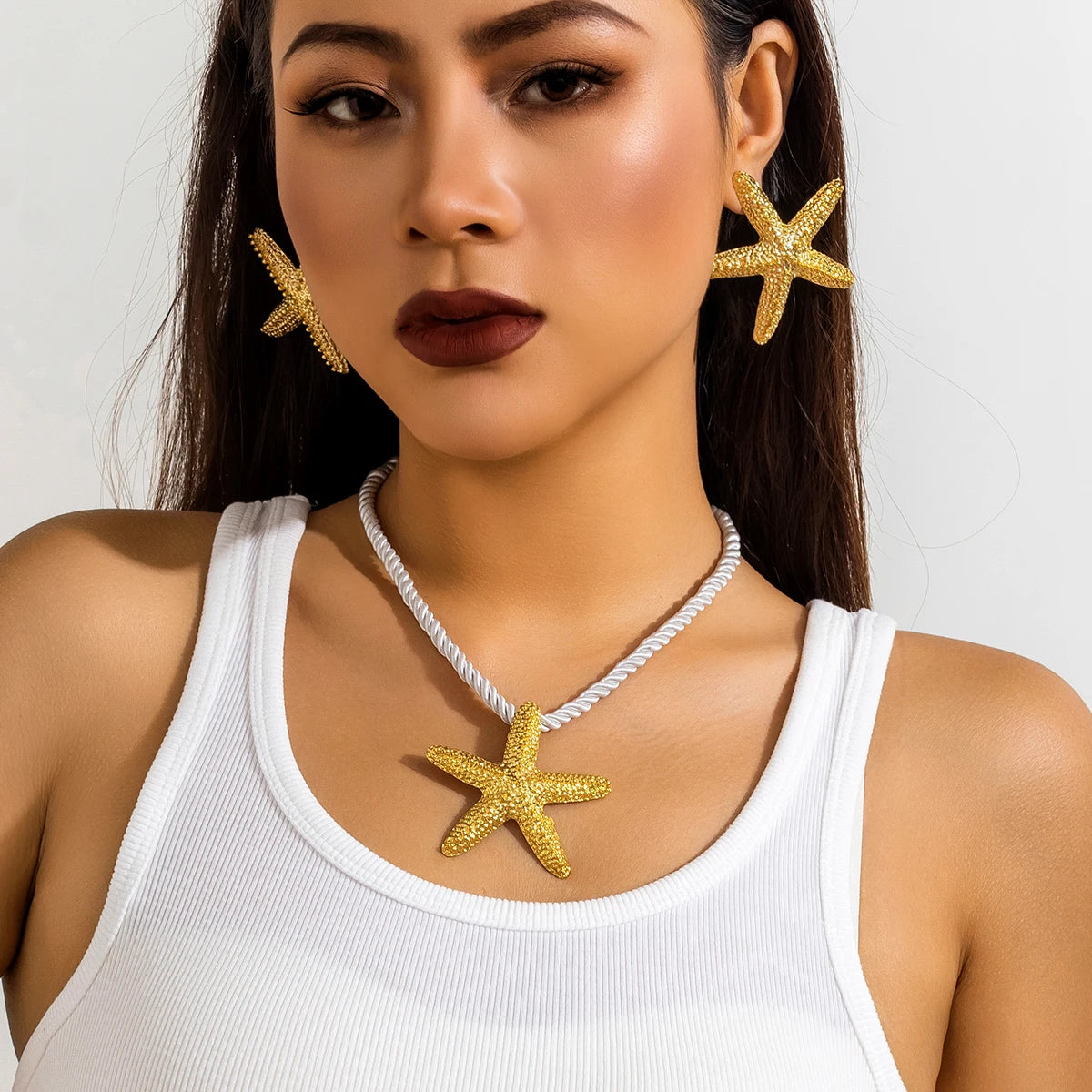 IngeSight.Z Collana con ciondolo grande stella marina esagerata per donna Collana girocollo con catena a corda spessa bianca punk Regalo di gioielli per feste
