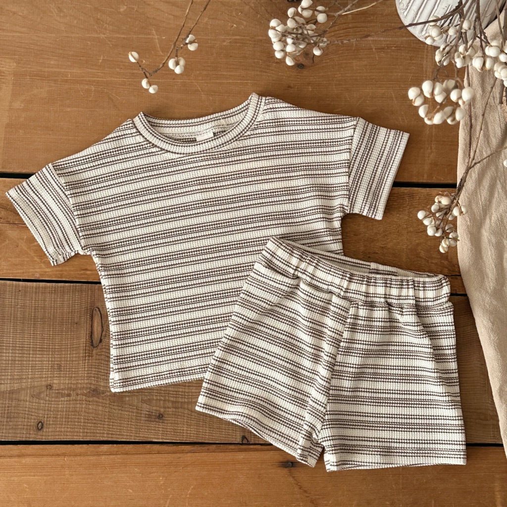 Set di abbigliamento estivo per bambini, maglietta a righe e pantaloncini, 2 pezzi, per bambini e bambine, stile casual, per bambini da 0 a 3 anni, completo elegante