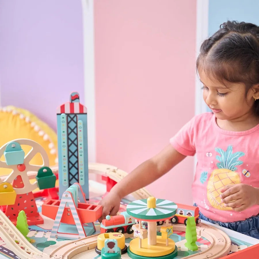 Tavolo da treno in legno – Set da gioco per parco divertimenti a tema carnevale con ruota panoramica, carosello e binario del treno – Giocattolo interattivo per bambini