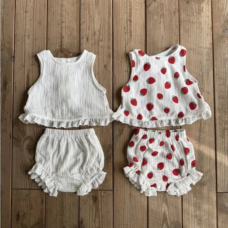 TZ2631 Stile coreano estate neonata cotone morbido bordo in pizzo tinta unita gilet fragola grandi pantaloncini P set vestito da bambino