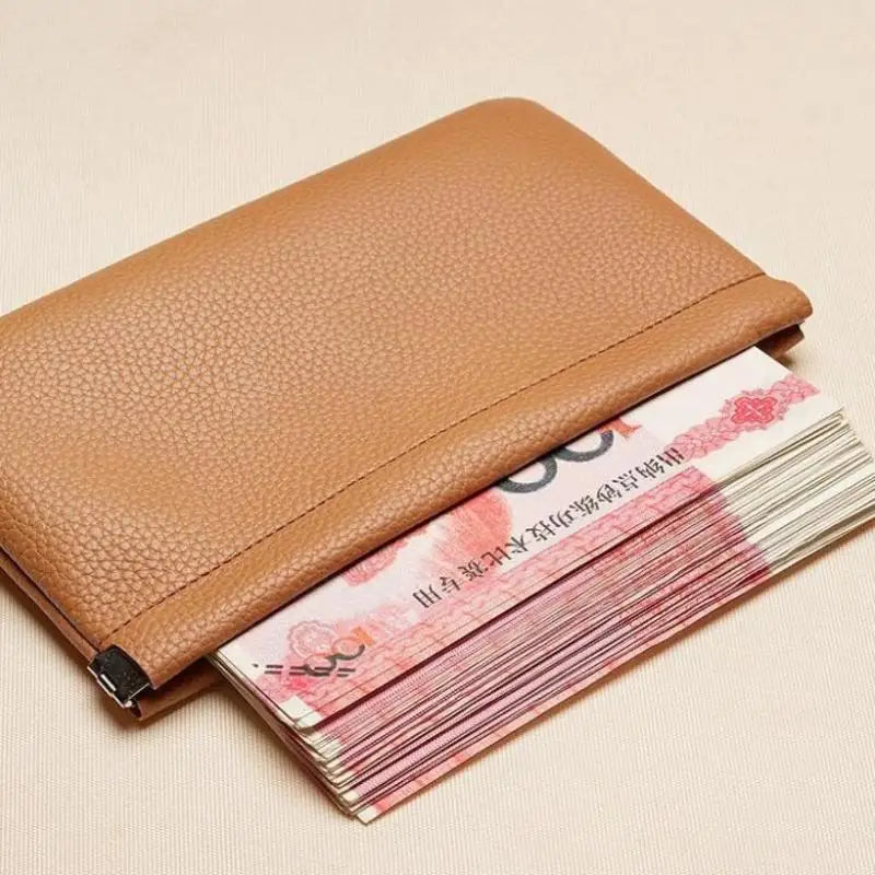 Portafoglio in Pelle PU con Chiusura Automatica, Porta Passaporto, Patente e Documenti, Custodia per Cavi e Auricolari, Portamonete