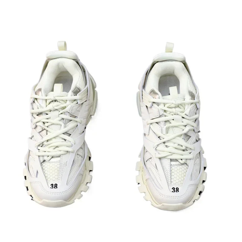 Scarpe Casual da Uomo in Pelle di Vitello di Alta Qualità, Design di Lusso con Borchie, Versatili e alla Moda, con Lacci e Suola Piatta