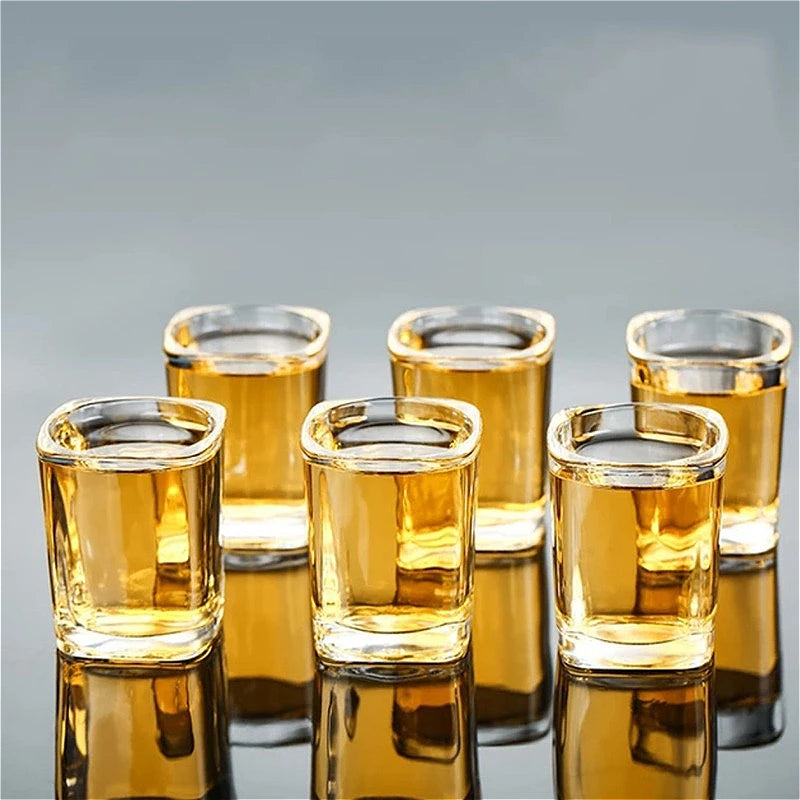 Set da 6 bicchieri da vino di lusso, bicchieri di vetro trasparenti, bicchieri da cocktail squisiti, bicchieri da whisky in stile europeo, bicchieri da birra Brandy