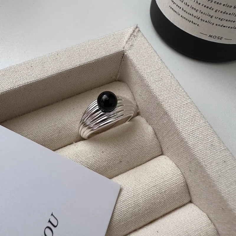PANJBJ 925 anelli in pietra nera geometrica in argento sterling per le donne ragazza coreana semplice regolabile coppia gioielli Dropshipping