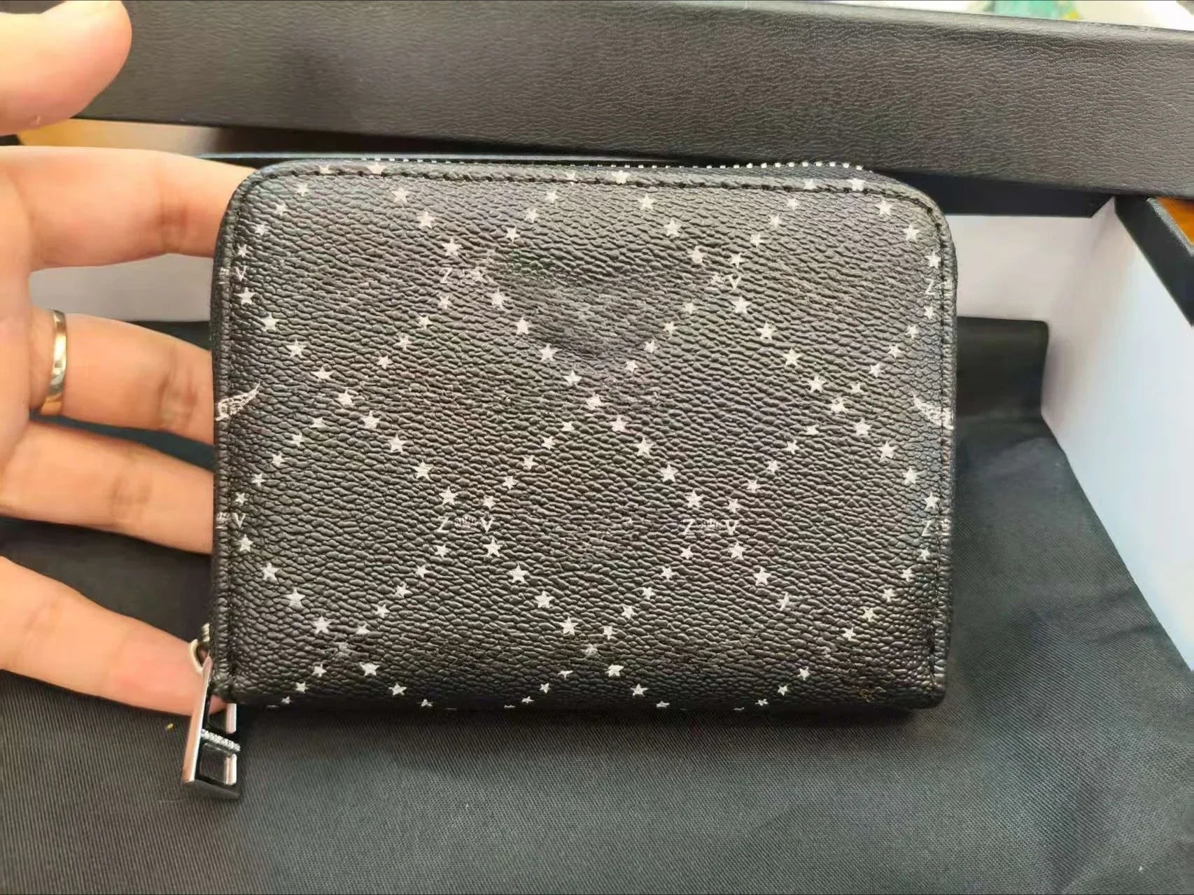 Black Wings, Borsa da donna Hot Diamond, Borsa con catena in metallo, Portafoglio porta carte, Denim.