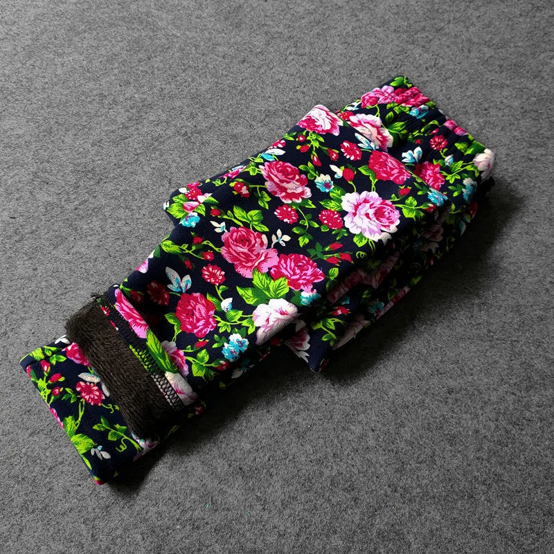 Pantaloni da ragazza primavera autunno inverno neonate leggings in pile sottile dolce pantaloni slim floreali mimetici retrò abbigliamento per bambini