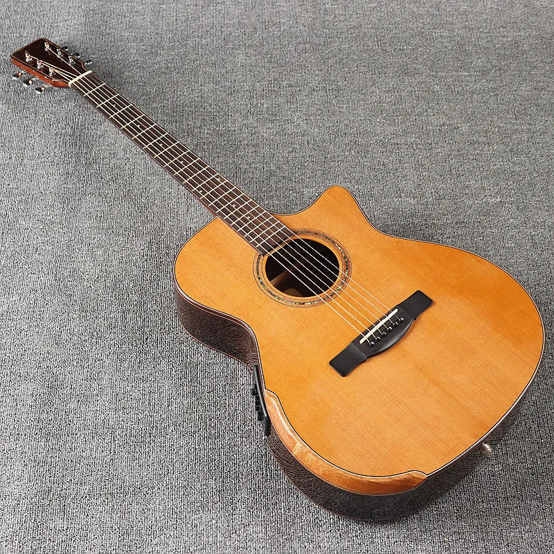 Chitarra acustica elettrica da 40 pollici a 6 corde Colore naturale Colore marrone Chitarra folk di alta qualità con parte superiore in legno massello di abete rosso