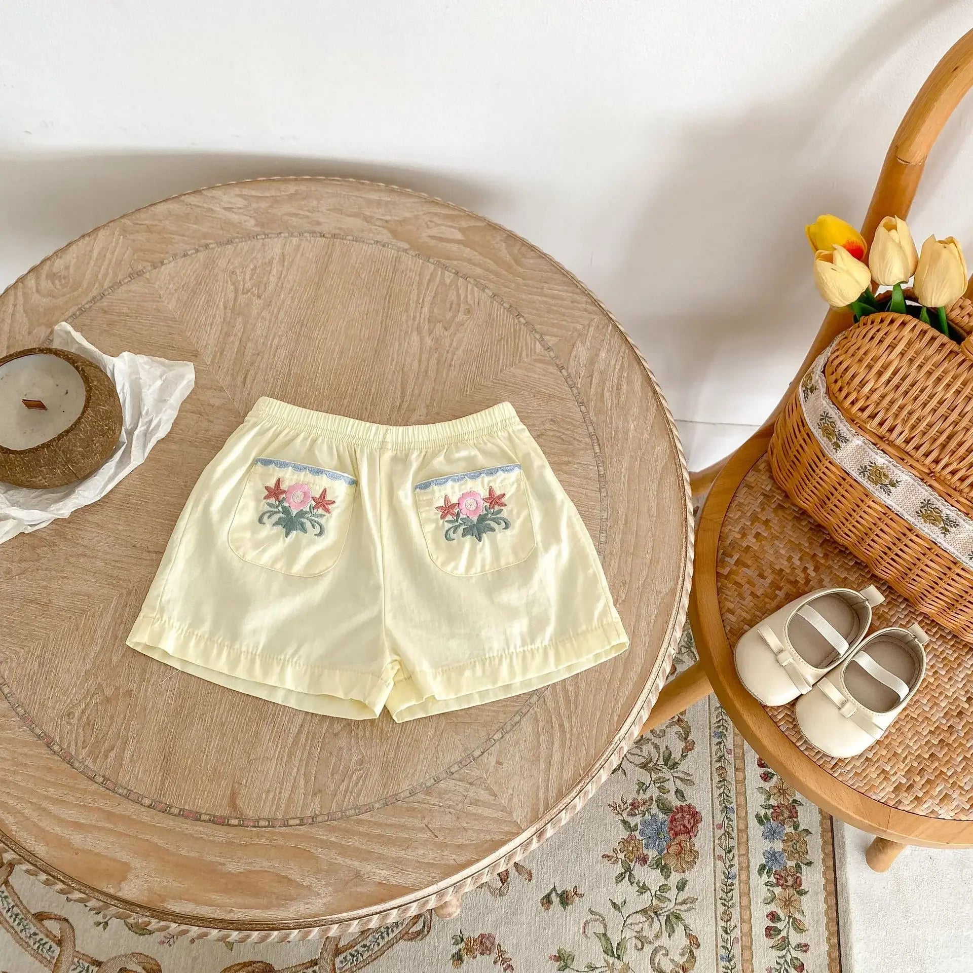 Nuovo stile 0-3 anni bambino femminile fiore colletto ricamato top a maniche corte + pantaloncini sottili vestito per bambini set di abbigliamento estivo per bambini
