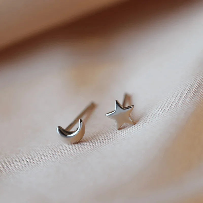 REETI 925 Timbro Argento Colore Stella Orecchini con perno Donne Ragazza Regalo Carino Banchetto Asimmetria Gioielli Dropshipping All'ingrosso