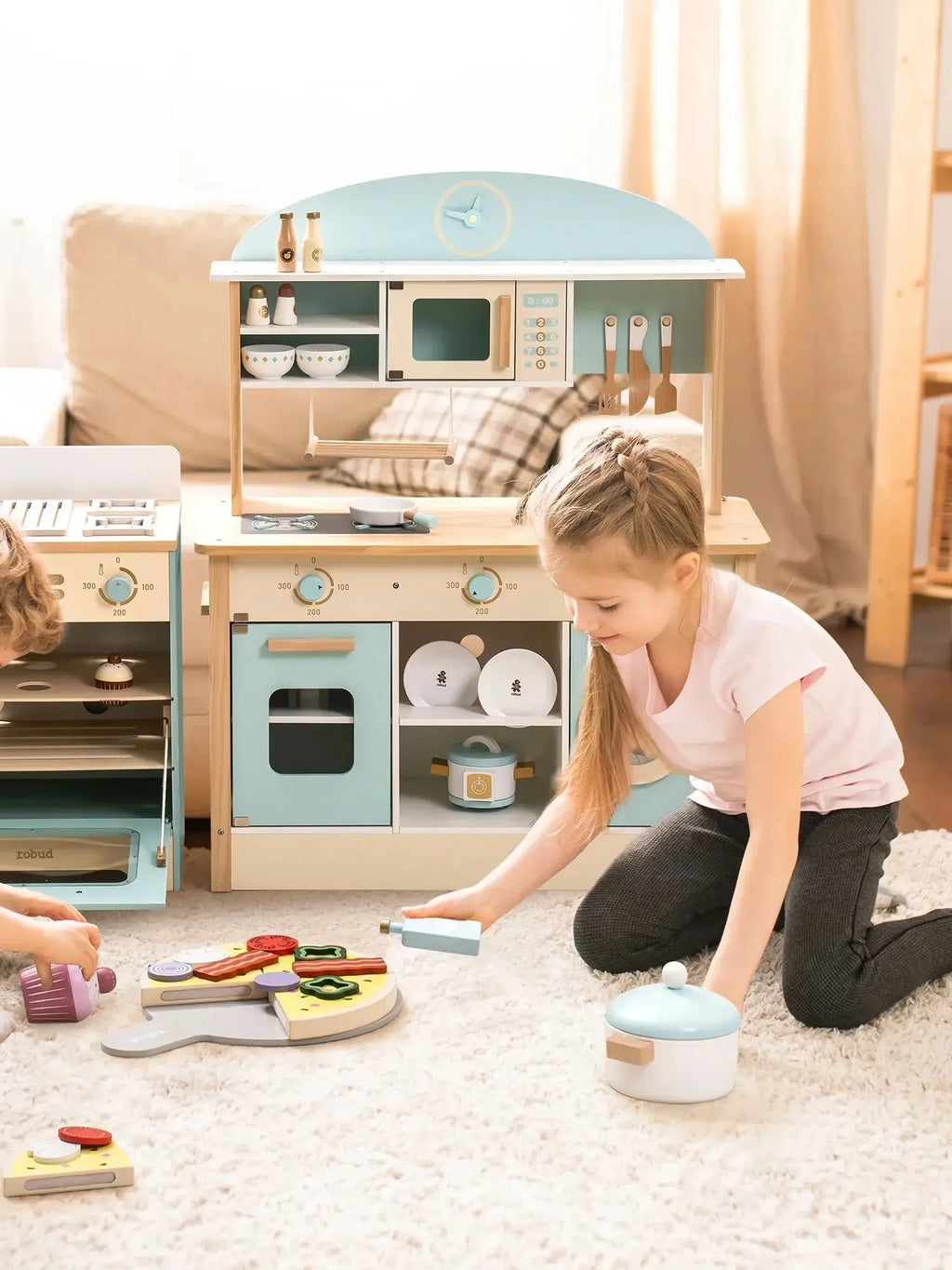 Cucina Giocattolo in Legno Robud per Bambini, Set Completo ad Angolo con Forno, Frigorifero e Lavatrice, Regalo di Compleanno Perfetto per Piccoli Chef
