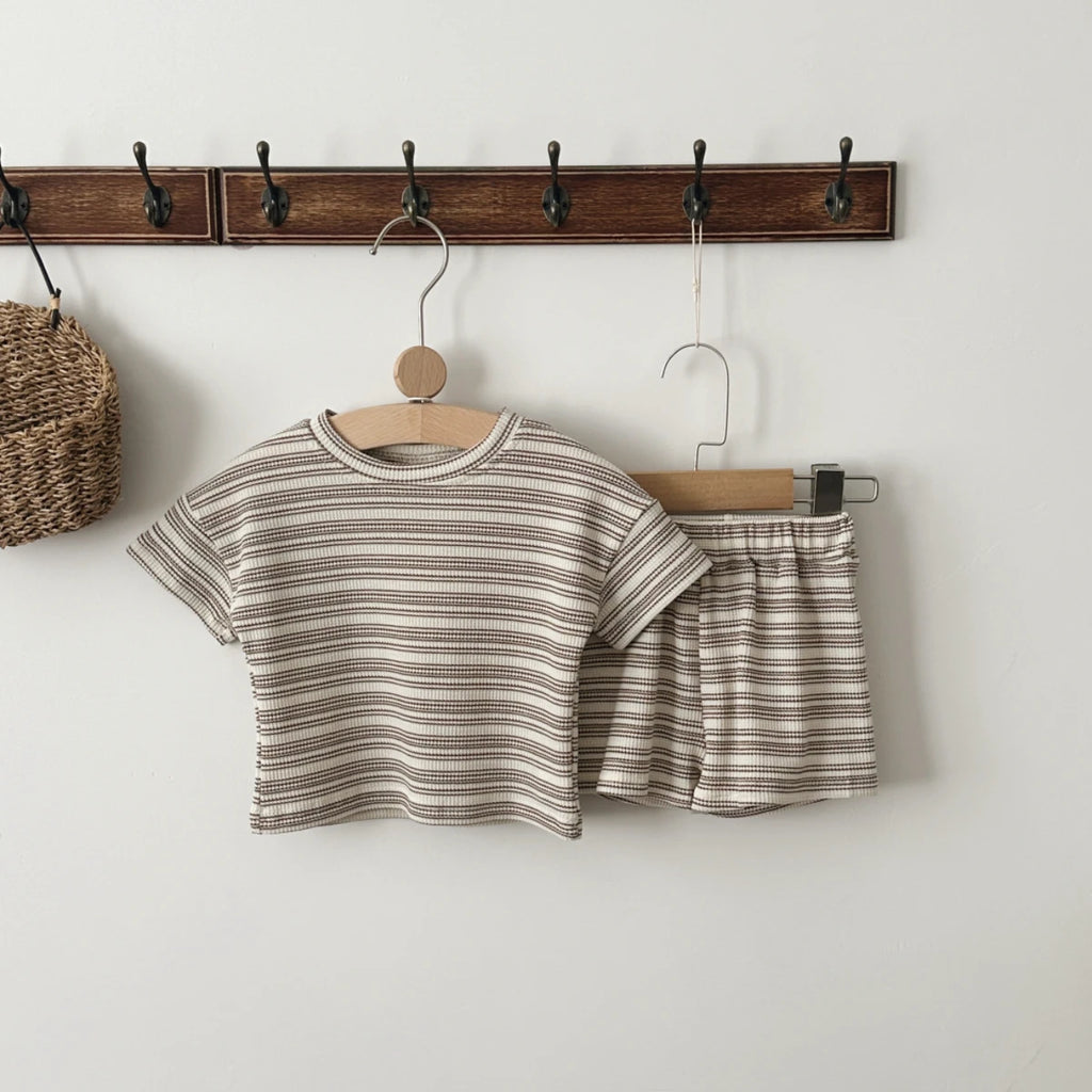 Set di abbigliamento estivo per bambini, maglietta a righe e pantaloncini, 2 pezzi, per bambini e bambine, stile casual, per bambini da 0 a 3 anni, completo elegante