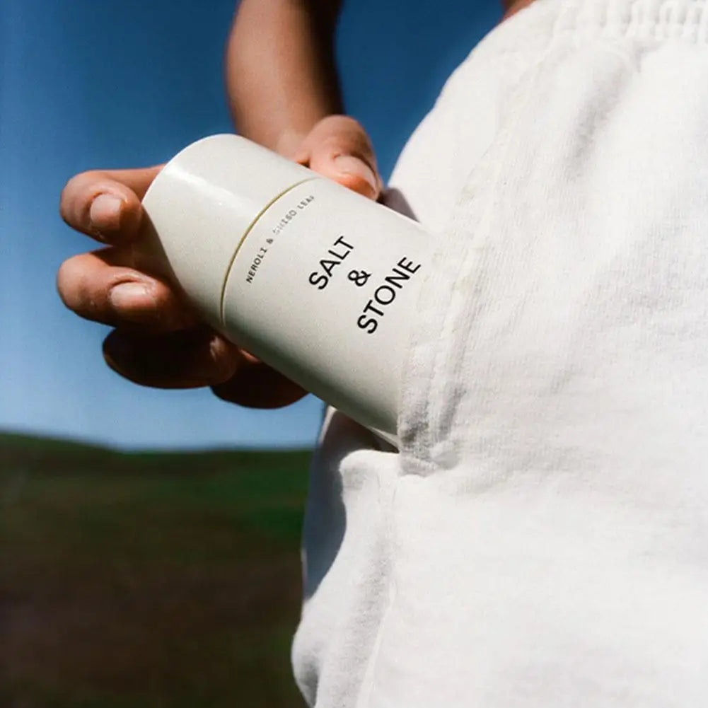SALT&STONE Fragrance Deodorant Stick Long-lasting Scent Sandalwood Fragrance Refreshing Non-sticky Underarm Care Eliminates Odor