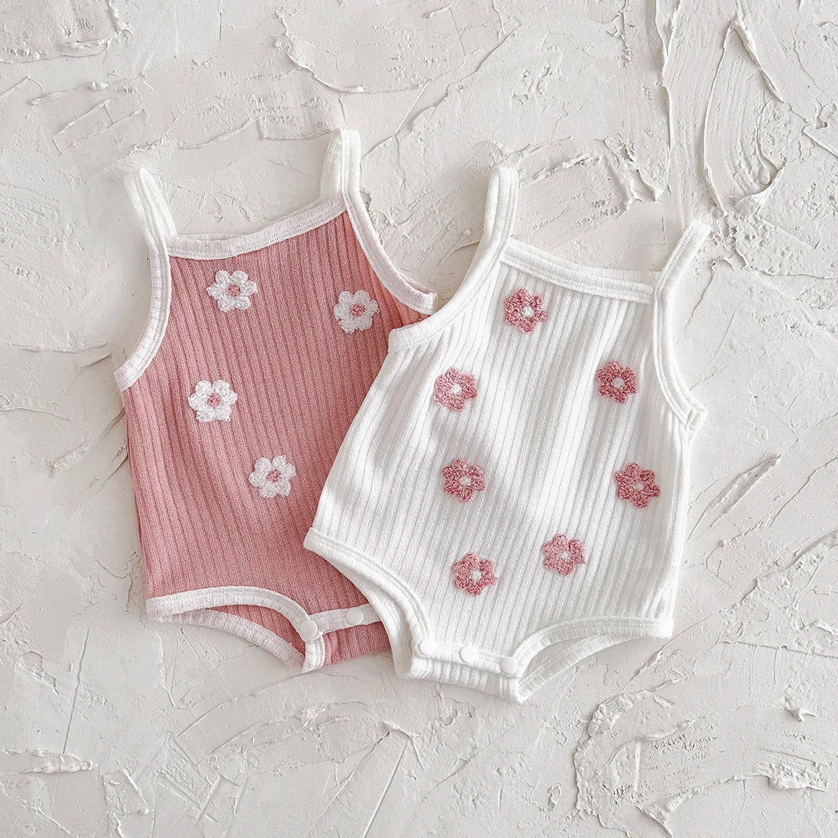 Tutina estiva per bambini con fiori rosa, traspirante, comoda, con bretelle, abbigliamento casual da spiaggia, adatto per 0-3 anni