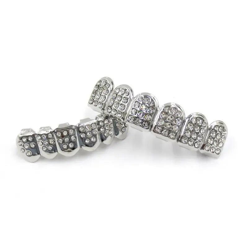Bretelle per denti HIPHOP alla moda Denti in oro/argento Parte superiore e inferiore con diamanti Griglia superiore e inferiore Bling Gioielli per uomo Donna