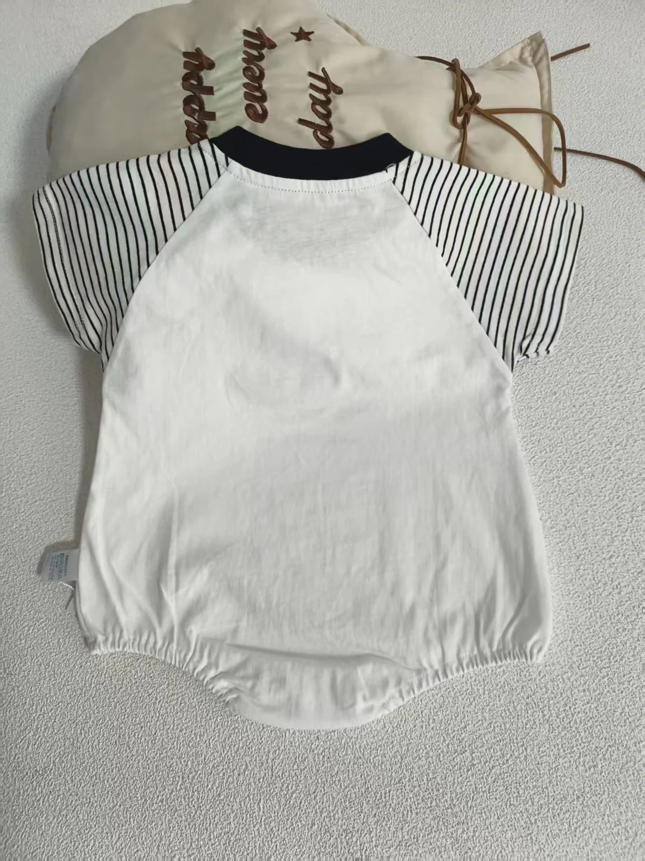 Nuovo Body Estivo in Cotone per Neonati, Tutina a Righe con Maniche Corte 0-2 Anni, Pagliaccetto con Cartoni Animati per Bambini e Bambine